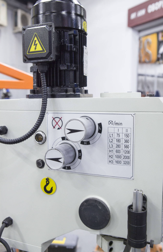 Вертикально-сверлильный станок Stalex GB-25 Profi
