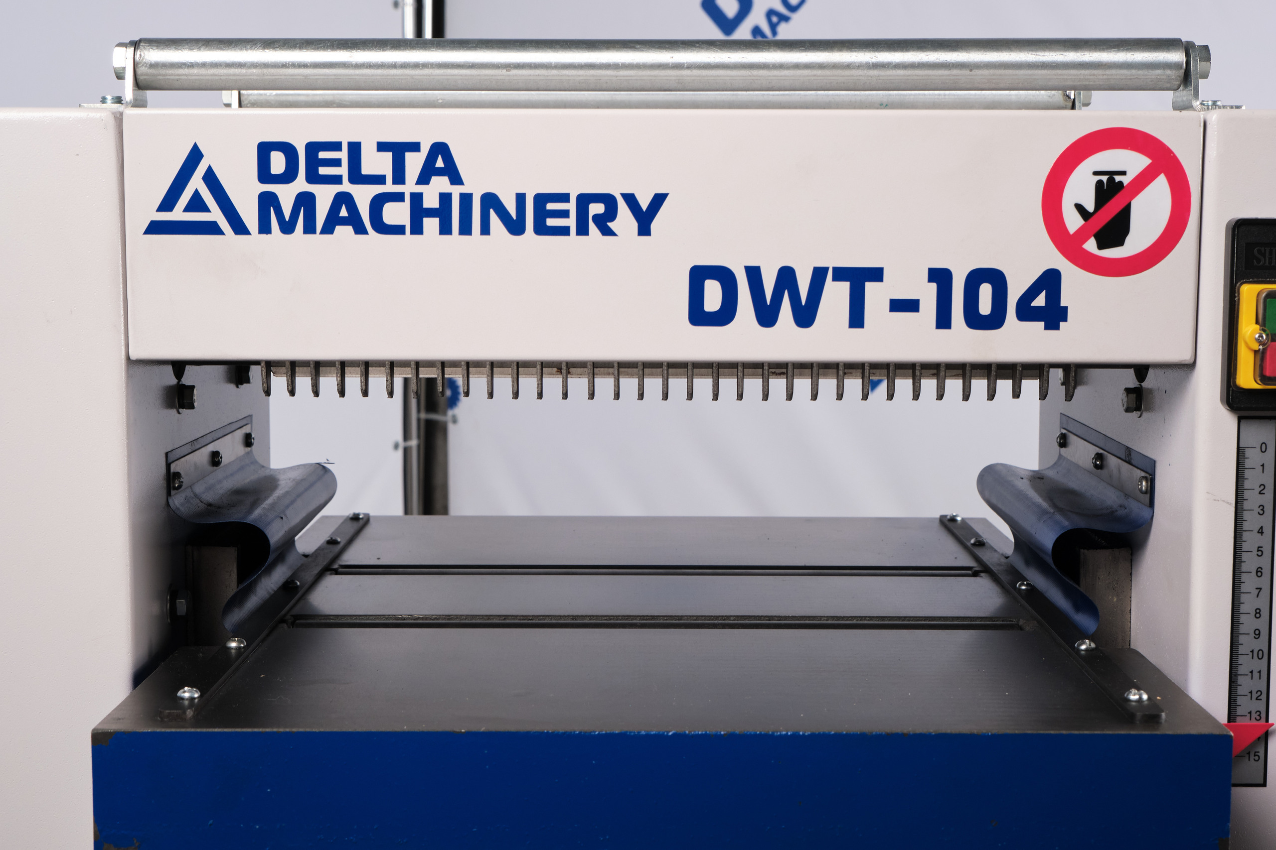 Станок рейсмусовый DELTAMACHINERY DWT-104