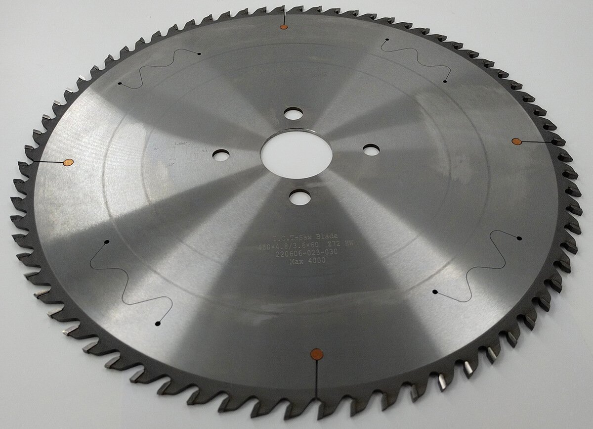 Пила основная 450 х 60 х 4,8 / 3,5 Z = 72 WoodTec