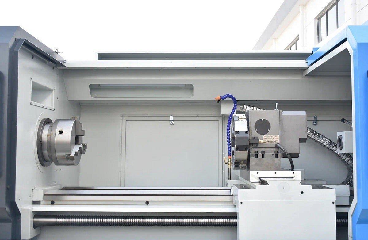 Токарный станок c ЧПУ с прямой станиной MetalTec CK 50x1000H Профи