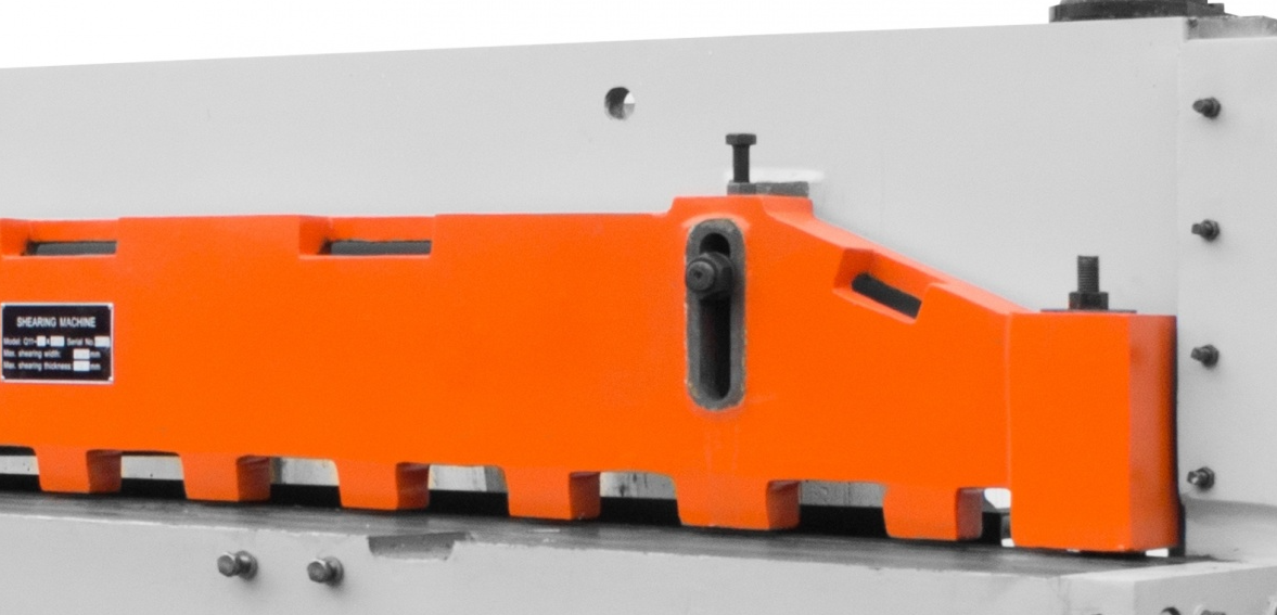 Электромеханическая гильотина Stalex Q11-6x2500