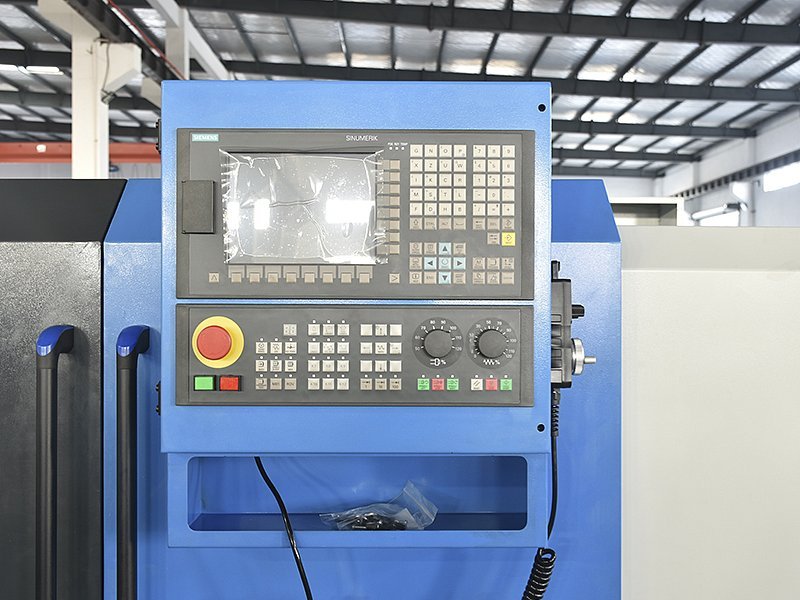 Токарный станок с ЧПУ с прямой станиной MetalTec CK 40x750 Профи