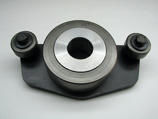 Устройство для изменения угла