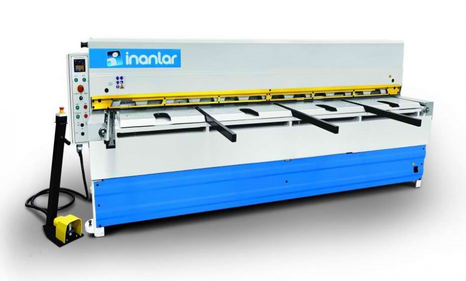 Гидравлическая гильотина с ЧПУ Inanlar AHGM 3020